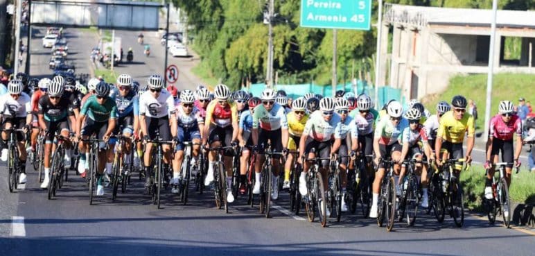 A 'rodar' en medio de la caña: Vuelta a Colombia 2024 vuelve al Valle del Cauca