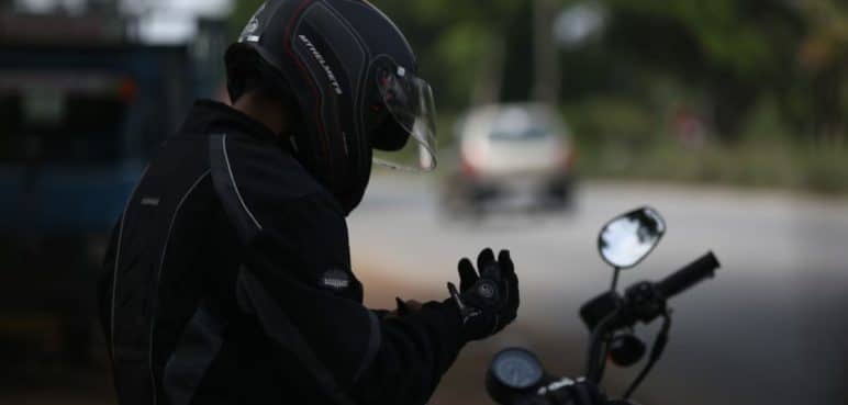 Esto es lo que usted debería revisar (siempre) de su moto antes de arrancar